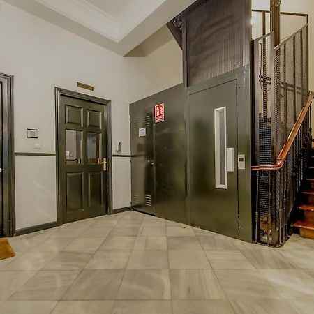 مدريد Modern Apt Para 6Px En La Plaza De Tirso De Molina المظهر الخارجي الصورة