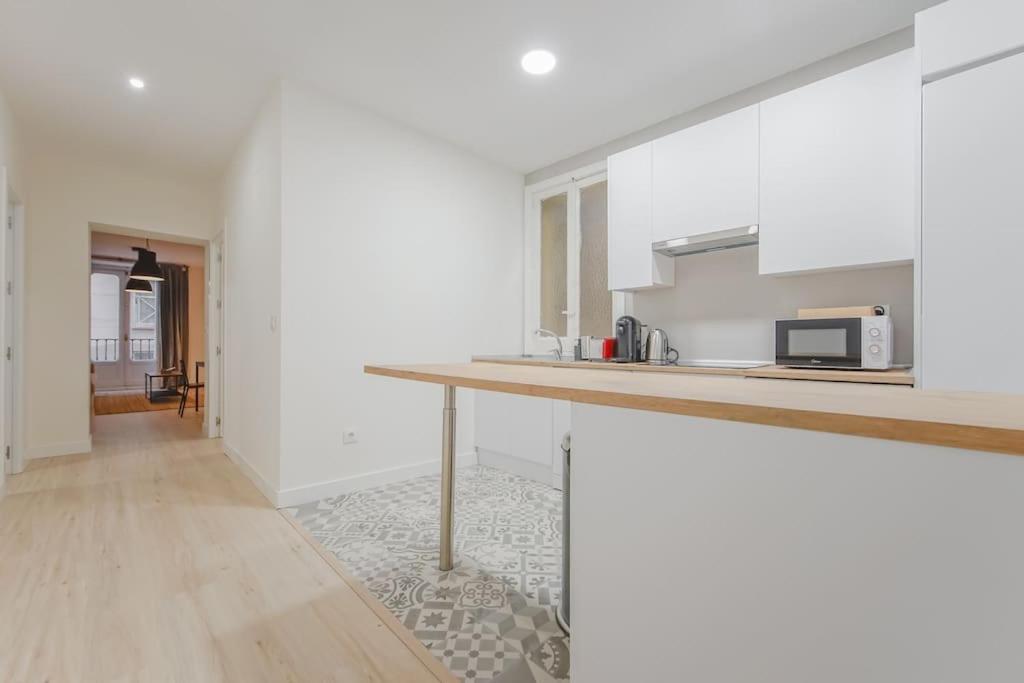 مدريد Modern Apt Para 6Px En La Plaza De Tirso De Molina المظهر الخارجي الصورة