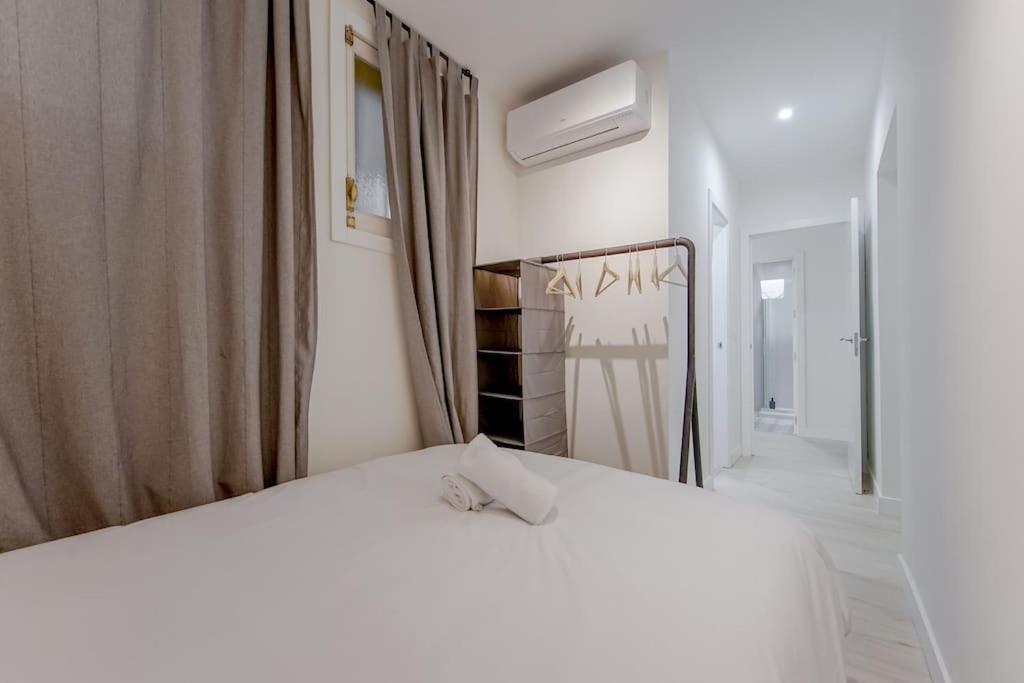 مدريد Modern Apt Para 6Px En La Plaza De Tirso De Molina المظهر الخارجي الصورة